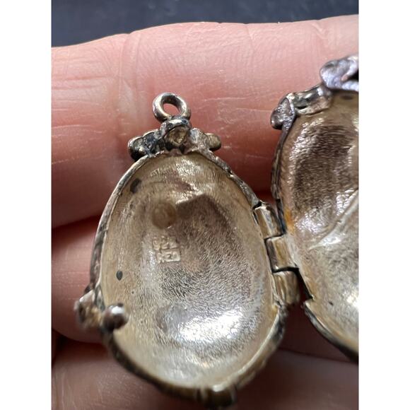 Vintage Sterling Silver MCM Hinged Egg Locket Charm Pendant Jewelry - Picture 6 of 16